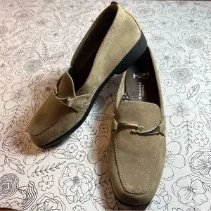 Hush Puppies | Shoes | Womens New Wo Box Hush Puppies Suede  display picture 1